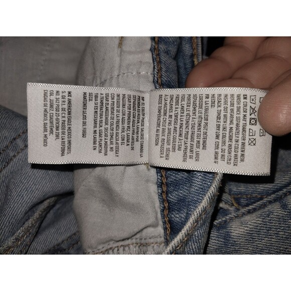 American Eagle High Rise Mom Shorts Pleated Size 4 - Picture 5 of 6